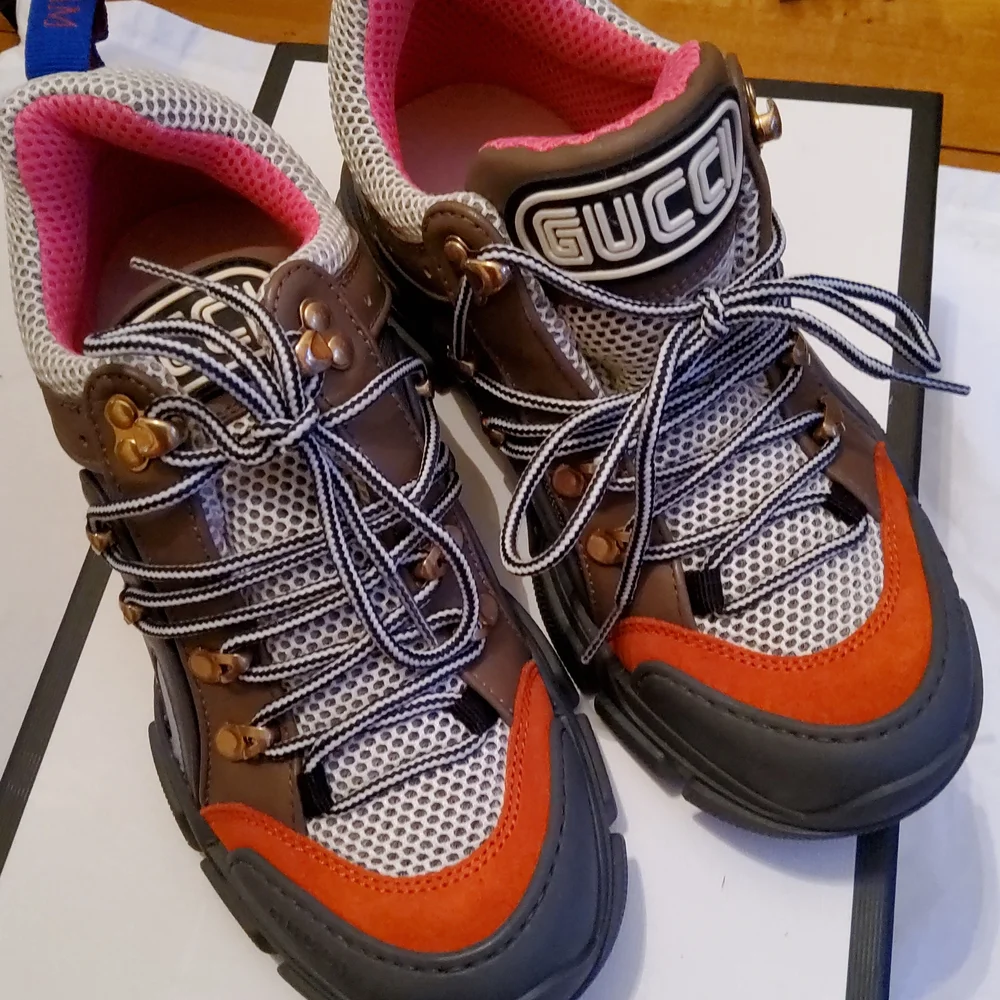 Gucci Flashtreck Sneakers!! NWT!! - Picture 3 of 6